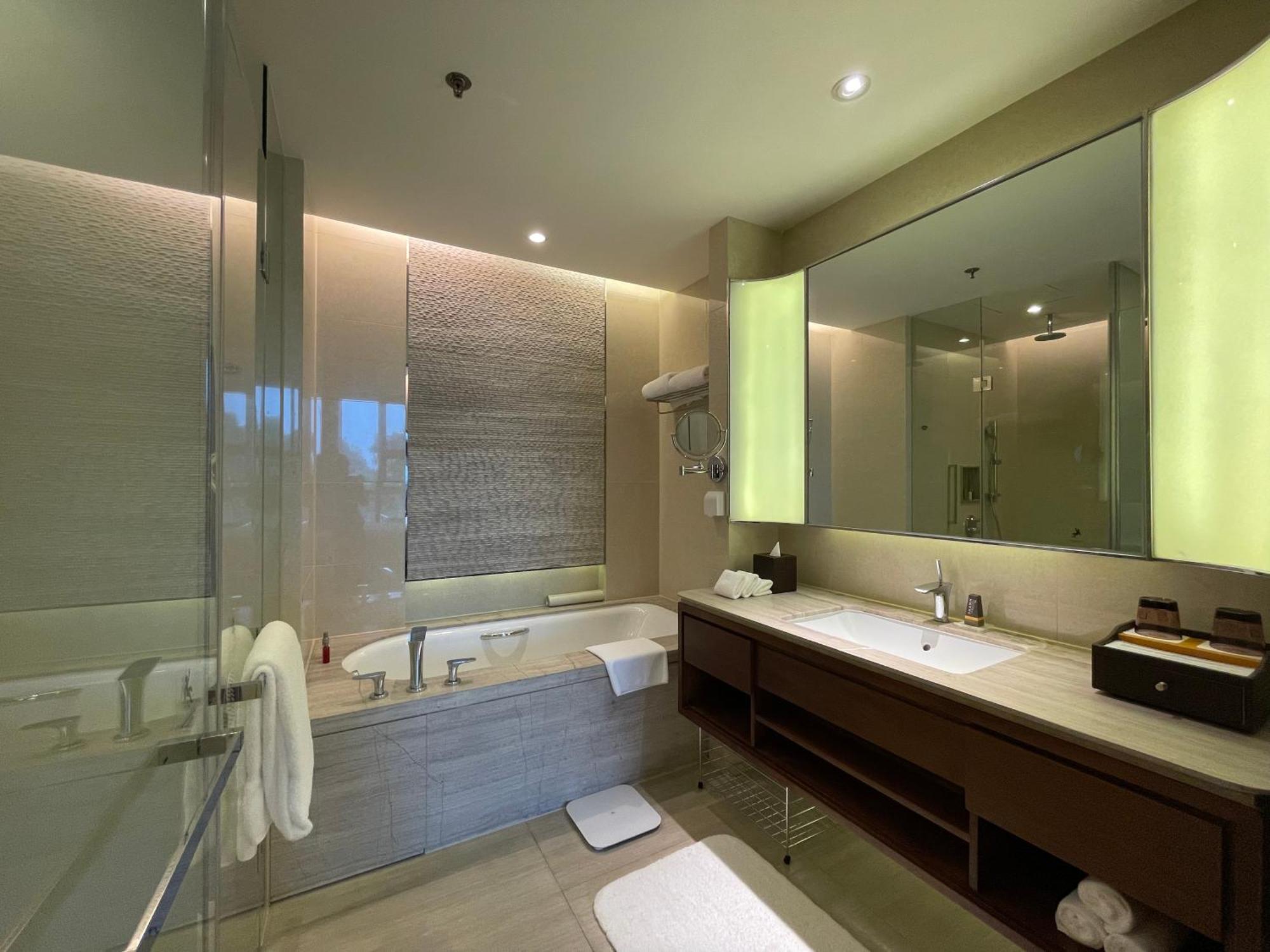The Oct Harbour, Shenzhen - Marriott Executive Apartments Exterior photo